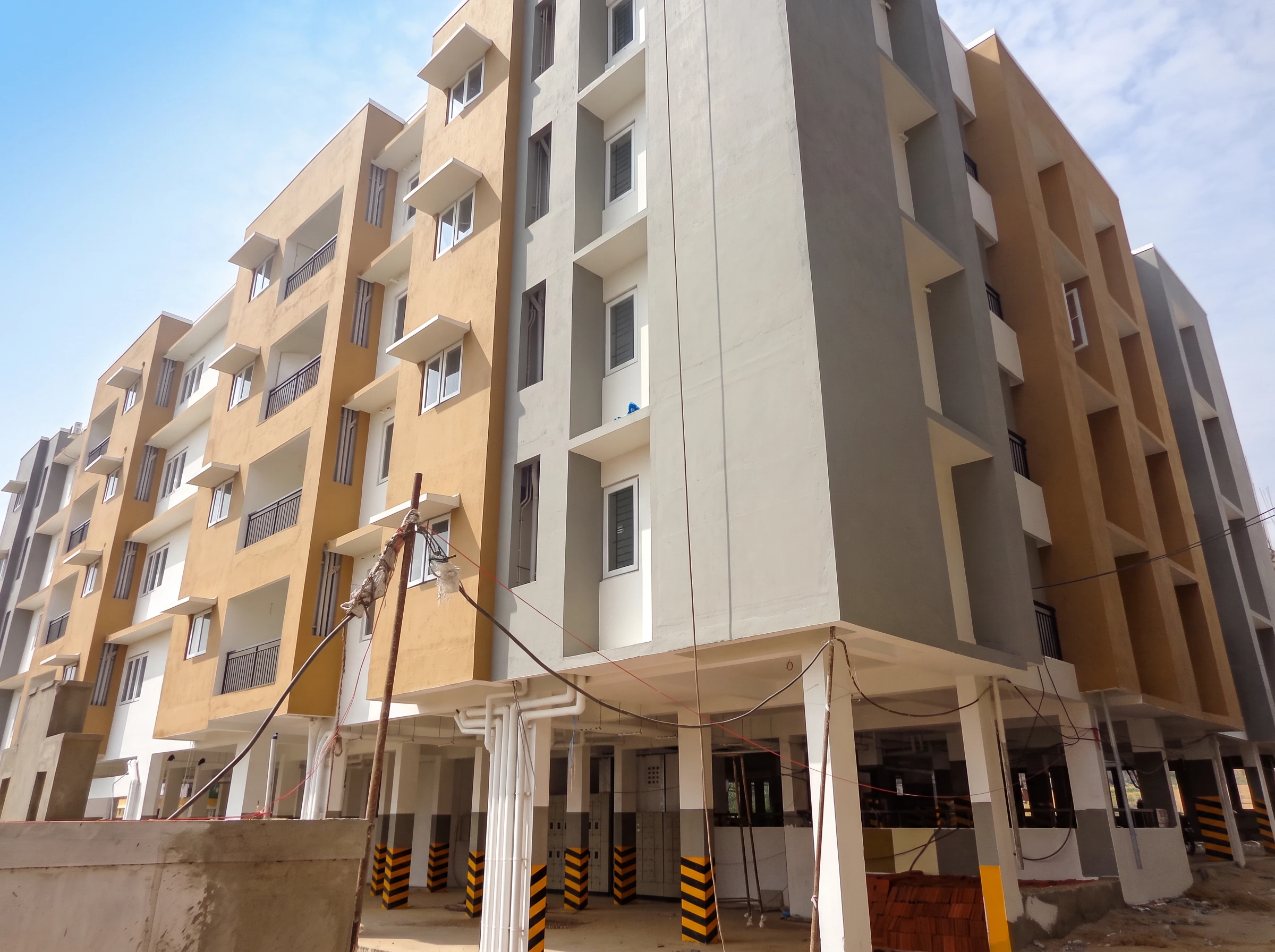 Grand Hill Apartments CBOU Enclave photo 2