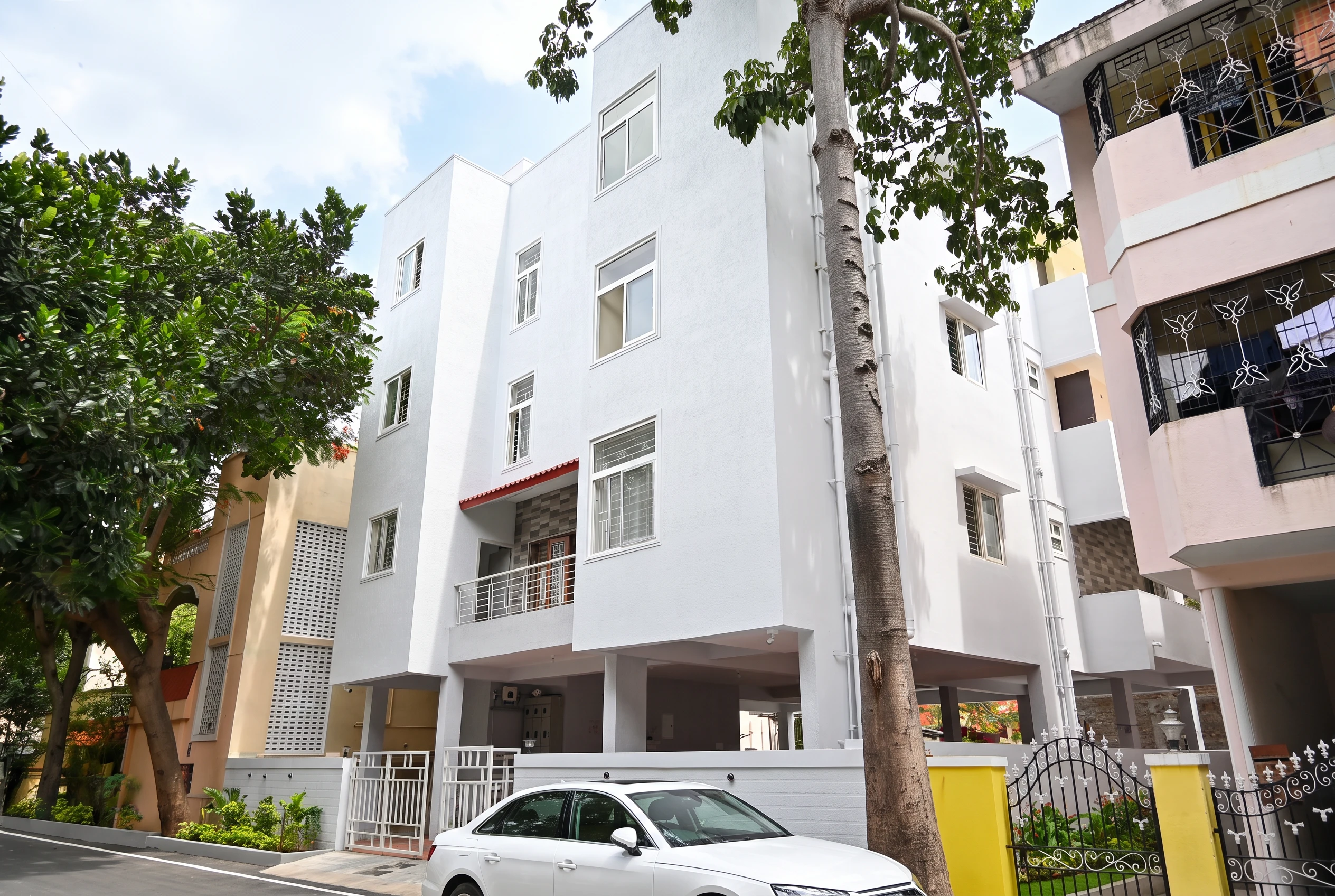 Mahalakshmi Apartments photo 1
