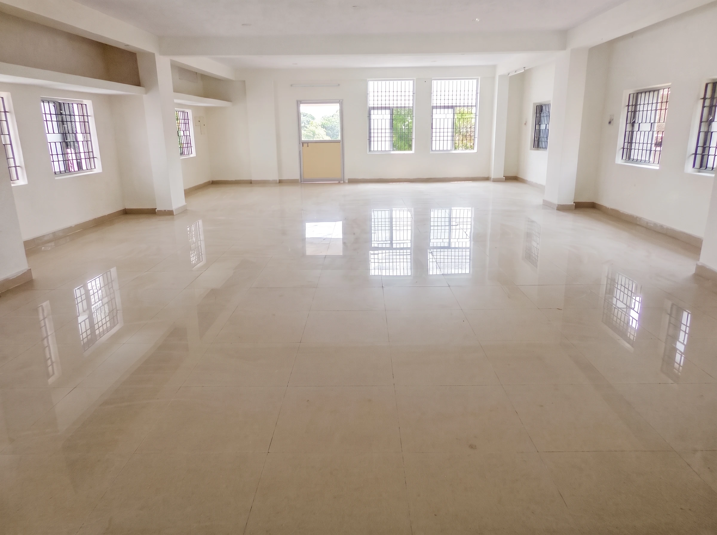 Commercial Complex photo 3
